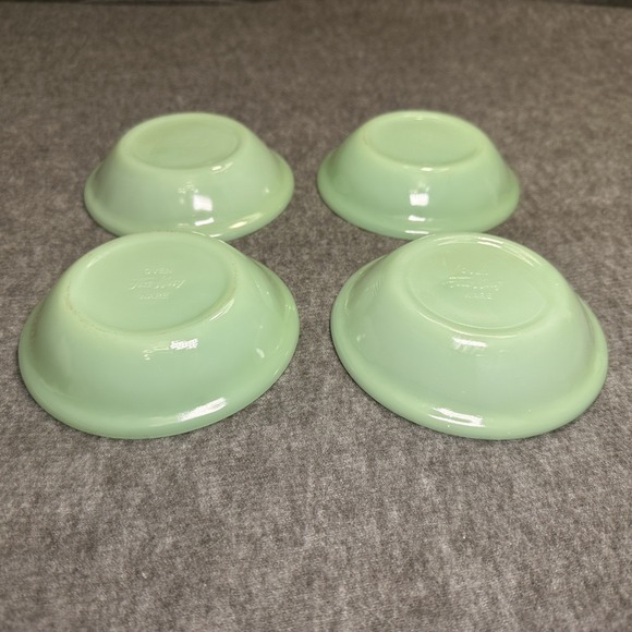 JADEITE Fire King Anchor Hocking 4 1/2" BERRY BOWL Excellent‎ Lot Of 4 - Picture 2 of 13